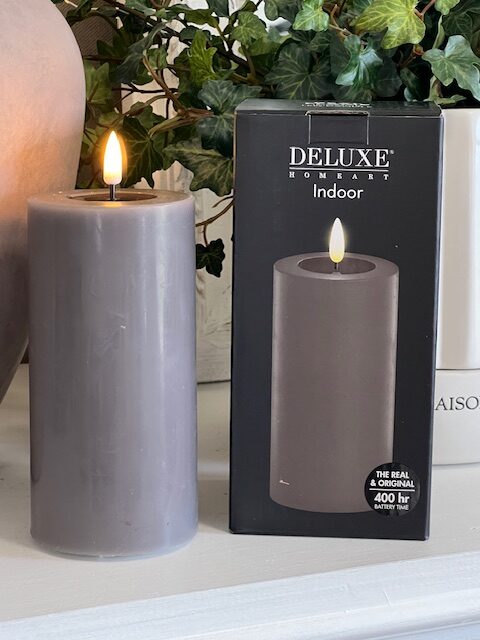 Deluxe Mocca LED candle 7,5*15 - Image 2