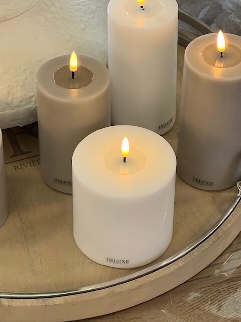 Deluxe White LED candle 10*10 - Image 2