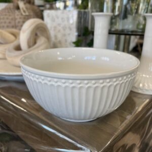 Alice white Serving bowl medium - Green Gate