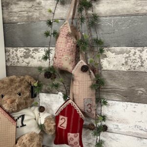 Cedar garland w/cones Plant