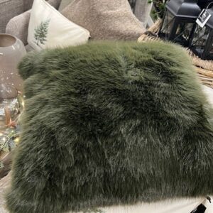 Bromont Faux Fur pillow cover green - Riviera Maison