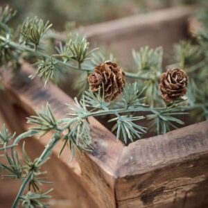 Artificial garland w/cones - Ib Laursen