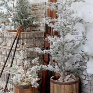 Fleur Pine Tree w. Cones & snow M - Chic Antique