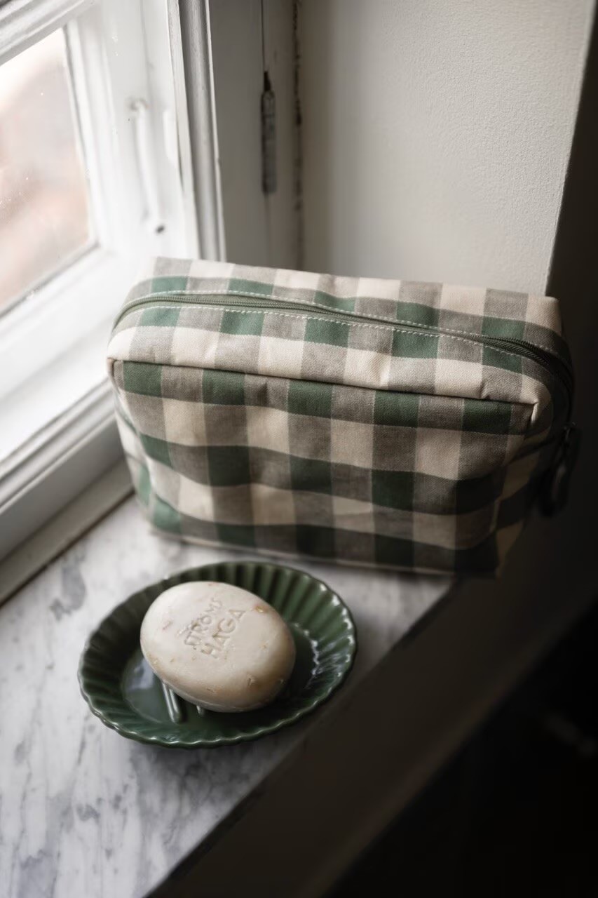Soap Dish Anna oval green - Strömshaga