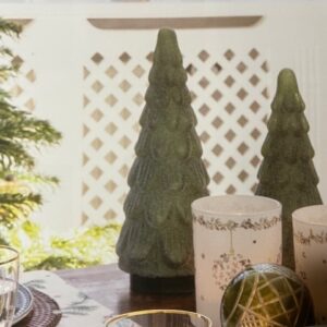 Glass Xmas tree frosted green medium - Green Gate