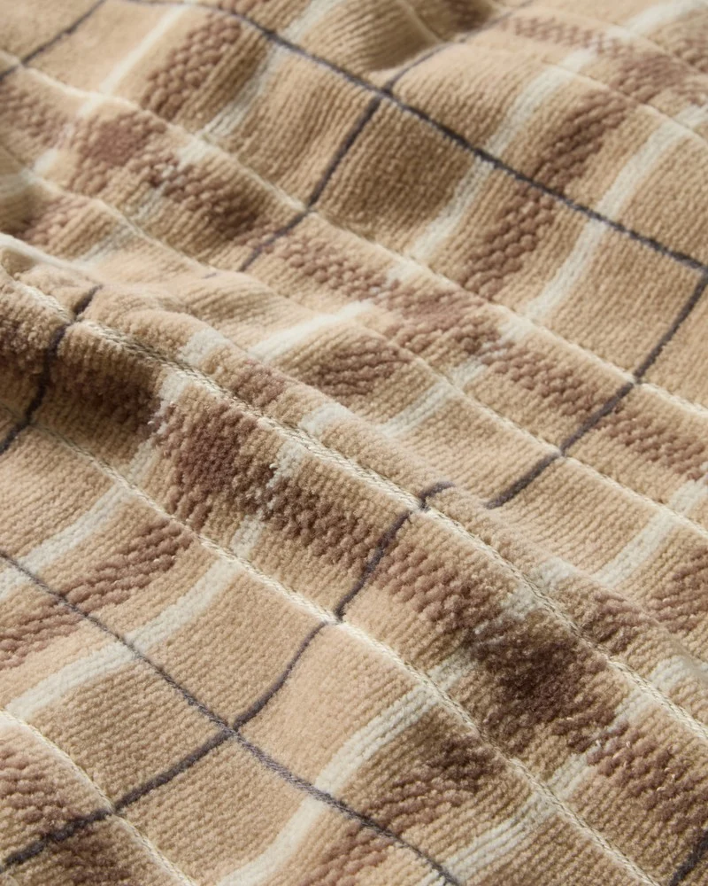 Checked beige/gray towel set of 2 - Lexington - Image 2